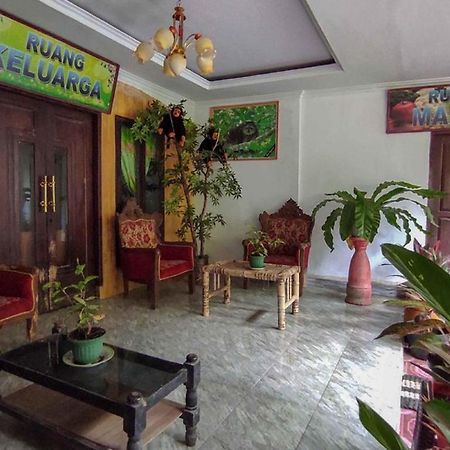 Oyo 90988 Tangkoko Jungle Homestay Rinondoran Εξωτερικό φωτογραφία