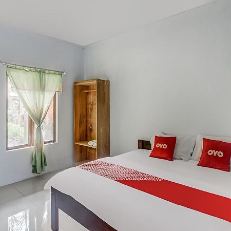 Oyo 90988 Tangkoko Jungle Homestay Rinondoran Εξωτερικό φωτογραφία