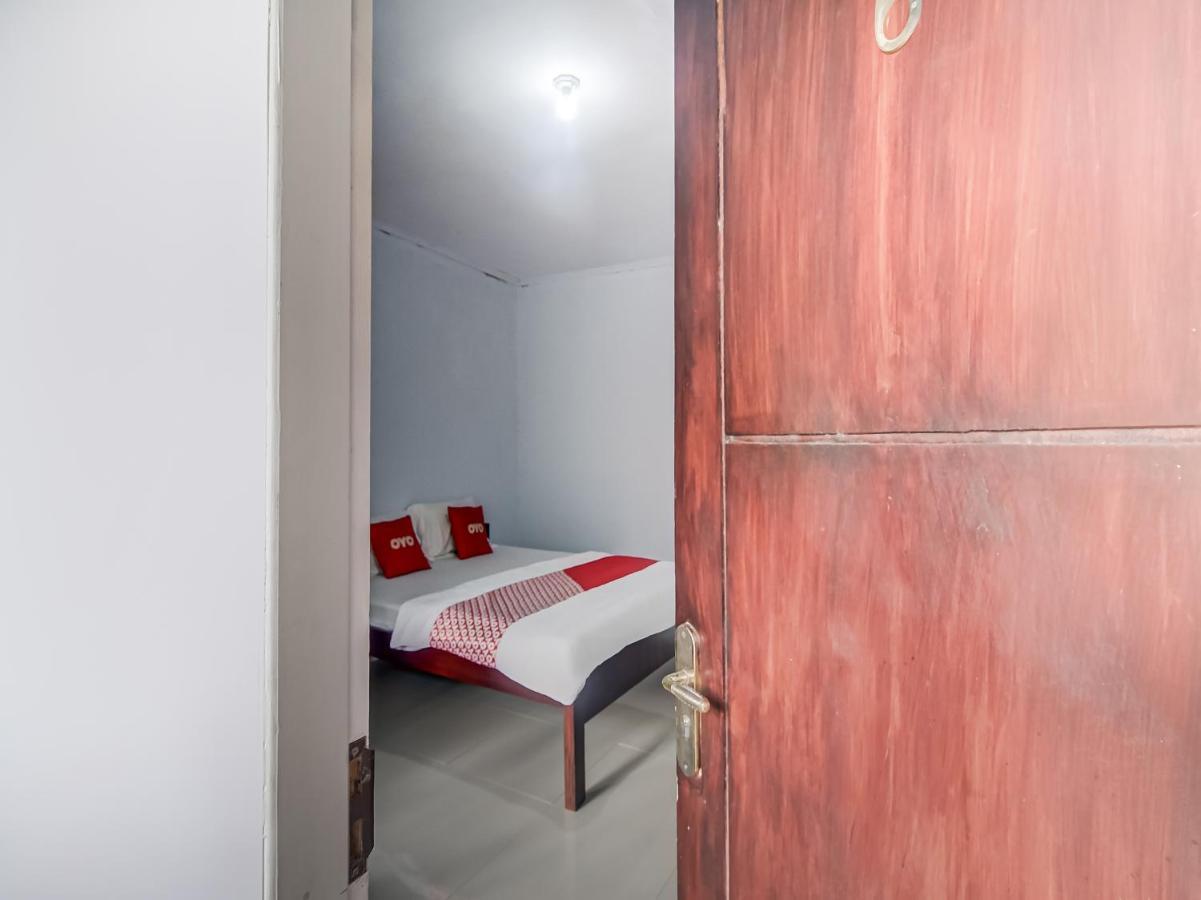 Oyo 90988 Tangkoko Jungle Homestay Rinondoran Εξωτερικό φωτογραφία