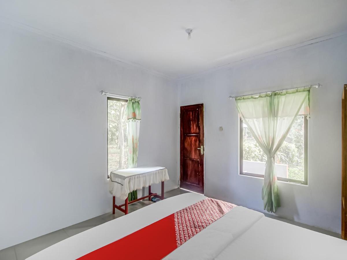 Oyo 90988 Tangkoko Jungle Homestay Rinondoran Εξωτερικό φωτογραφία
