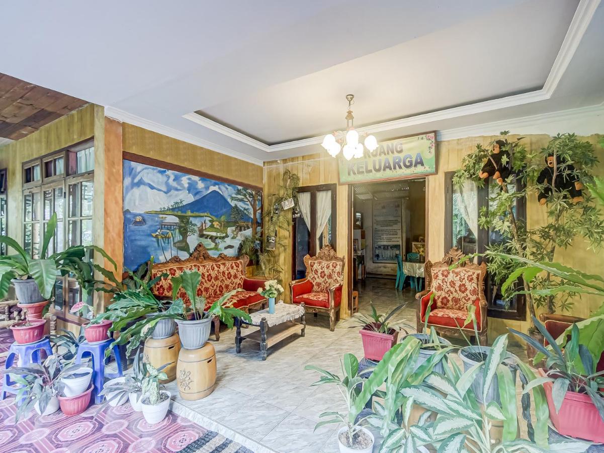 Oyo 90988 Tangkoko Jungle Homestay Rinondoran Εξωτερικό φωτογραφία