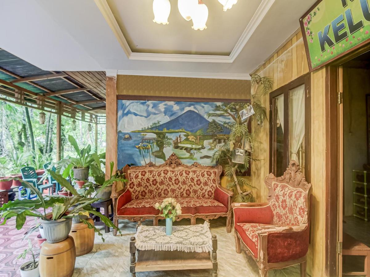 Oyo 90988 Tangkoko Jungle Homestay Rinondoran Εξωτερικό φωτογραφία